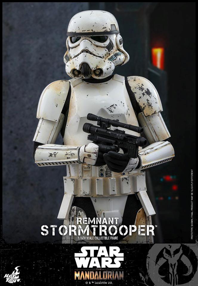 Stormtrooper The Mandalorian di Hot Toys con pistola Stormtrooper, la nuova action figure di Hot Toys da The Mandalorian a mezzo busto con pistola