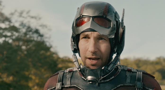 Paul Rudd sarà ancora Ant-Man nel film Paul Rudd in costume di scena è Ant-Man