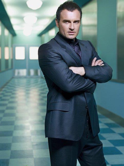 Tutto il fascino del dottor Troy Christian Troy di Nip/Tuck ha il volto dell'australiano Julian McMahon