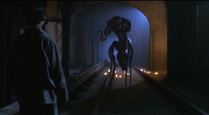 Mimic diventa una serie TV Uno dei mostri di Mimic