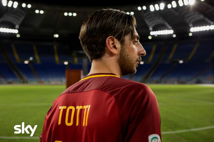Speravo de morì prima - La serie su Francesco Totti Pietro Castellitto è Francesco Totti nel dramedy Sky