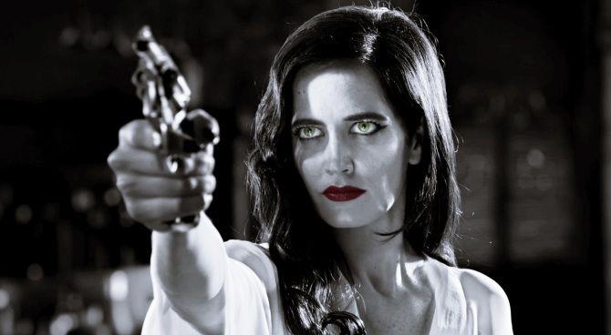 Eva Green in una sequenza di Sin City - Una donna per cui uccidere