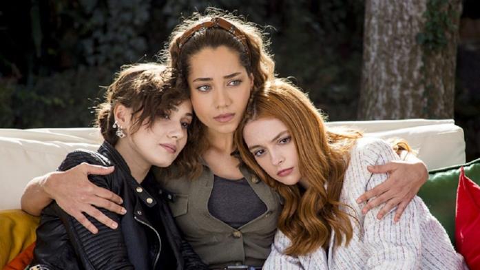 Come sorelle: il finale della serie turca Le protagoniste di Come sorelle