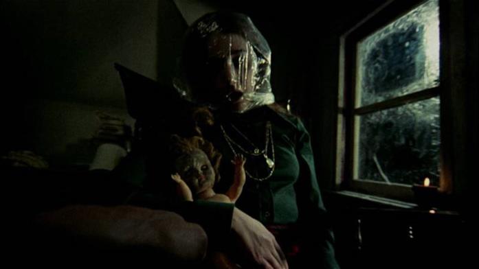 Una delle vittime del film Black Christmas (Un Natale Rosso Sangue) Lynne Griffin interpreta Clare Harrison, la prima vittima dell'assassino