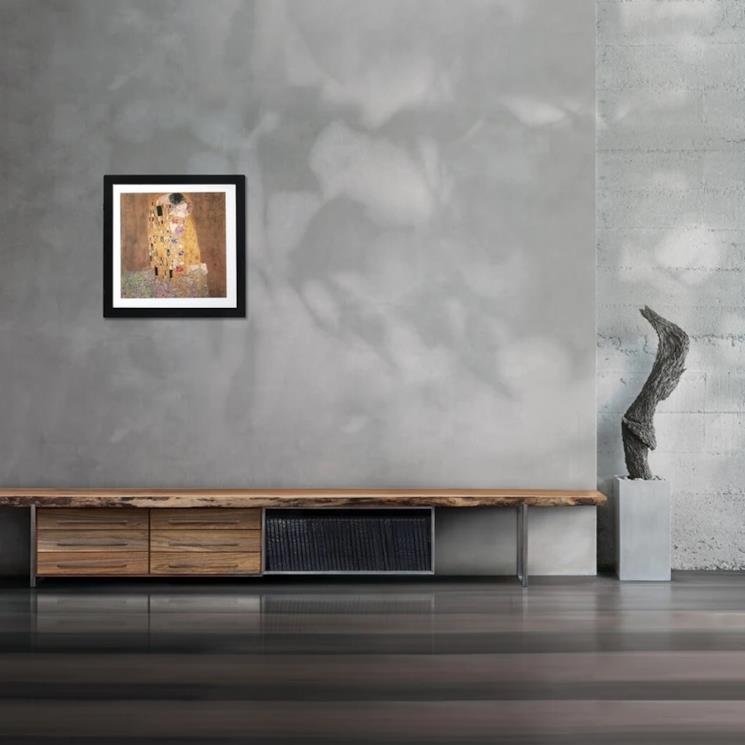 Climatizzatore LG ARTCOOL Gallery Photo a parete sopra un mobile