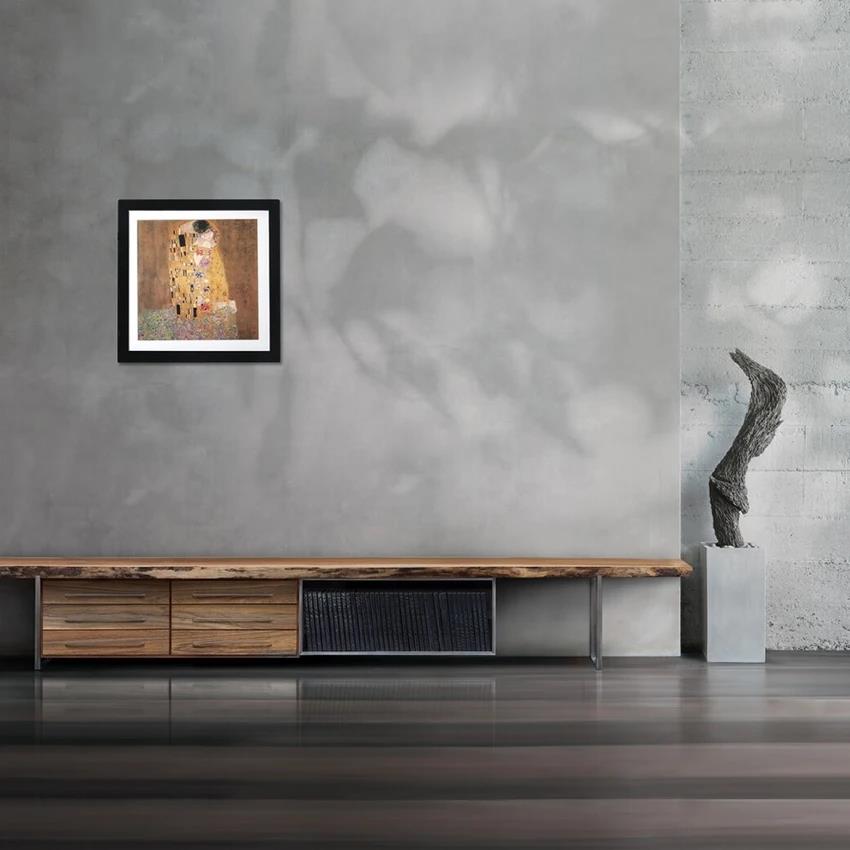 Climatizzatore LG ARTCOOL Gallery Photo a parete sopra un mobile