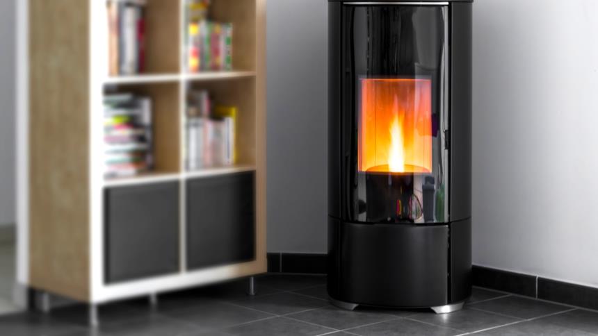 Stufa a pellet in soggiorno
