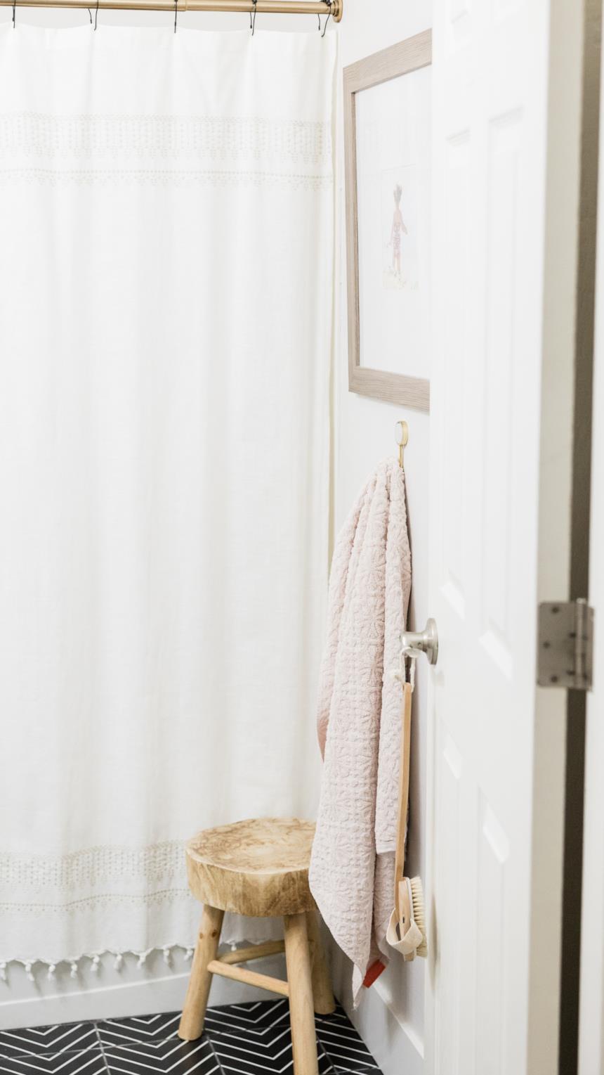 Ganci dietro la porta per asciugamani