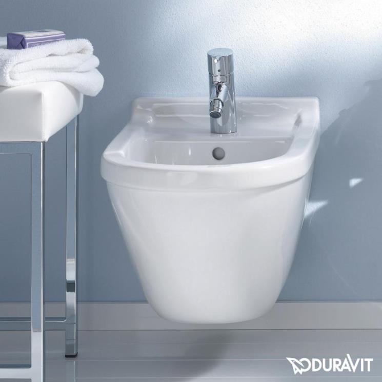 Bidet sospeso monoforo, con troppopieno, con bordo per rubinetteria