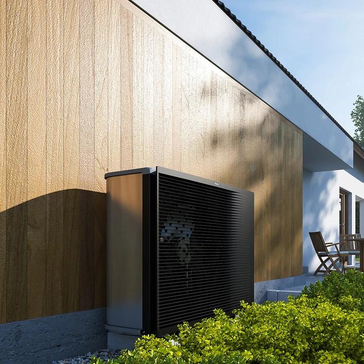 Pompa di calore per riscaldamento, raffrescamento e produzione ACS 