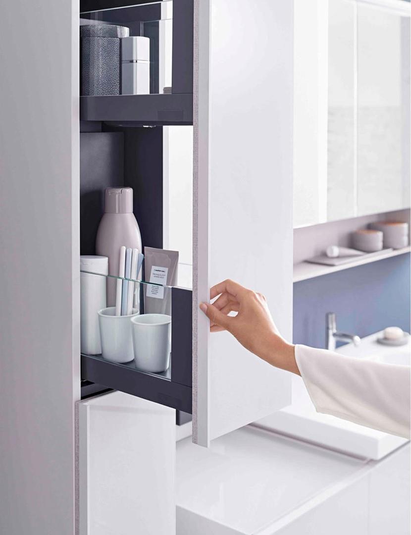 Contenitori dell'armadio scorrevole Acanto di Geberit