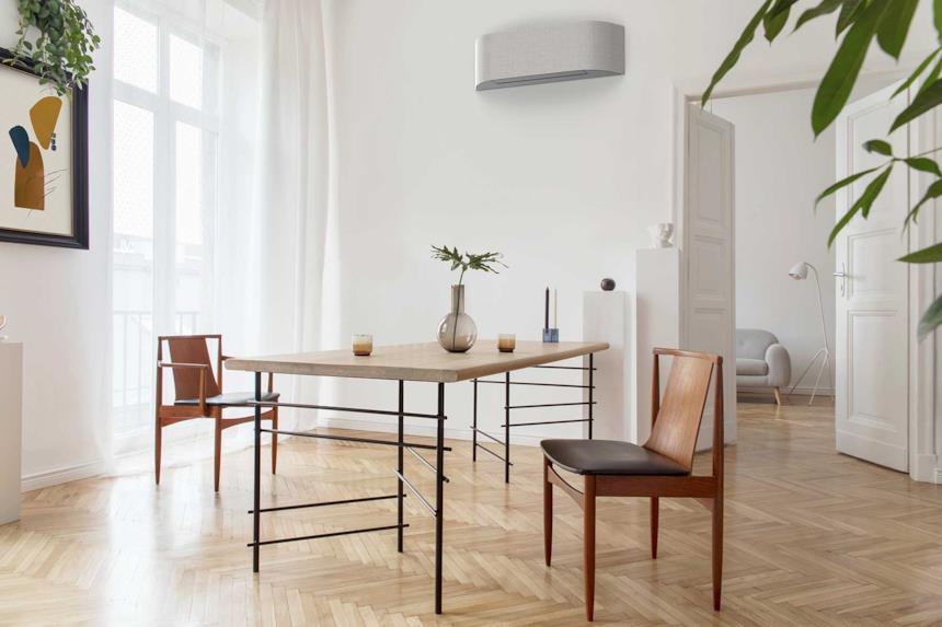 Condizionatore Haori Toshiba grigio chiaro a parete 