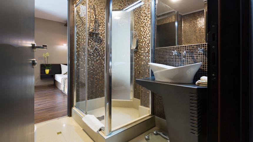 Piatto doccia rialzato