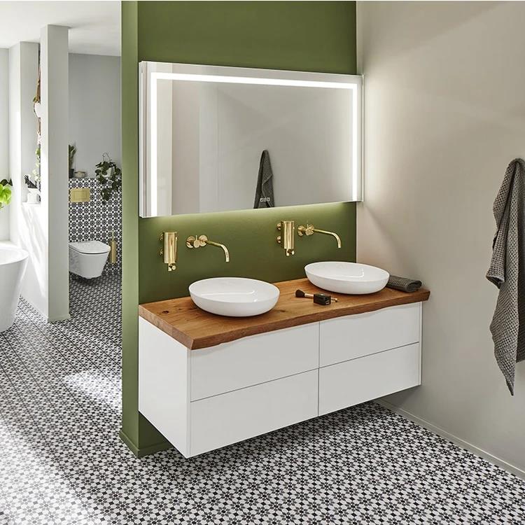 Bacinella rotonda di colore bianco