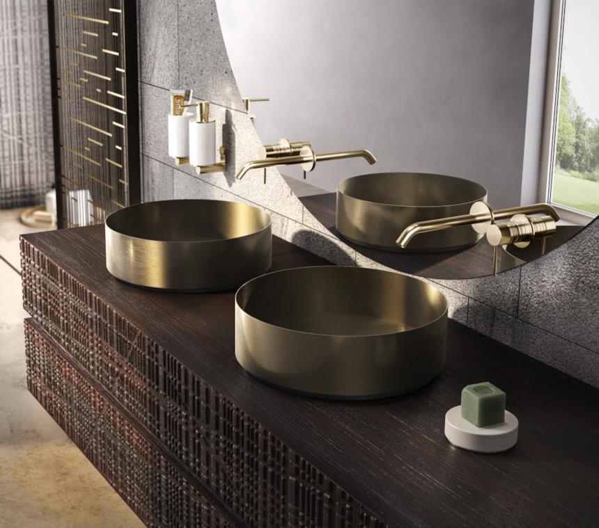 Lavabi oro della linea 316 Total Look di Gessi