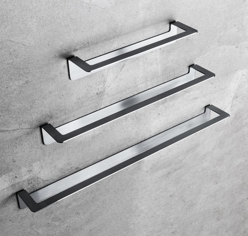 Porta salviette satinato appeso al muro