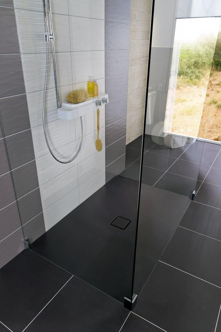 Piatto doccia filo pavimento nero di Kaldewei