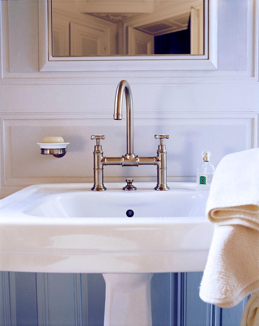 Set bagno vintage con rubinetto Montreaux di Axor