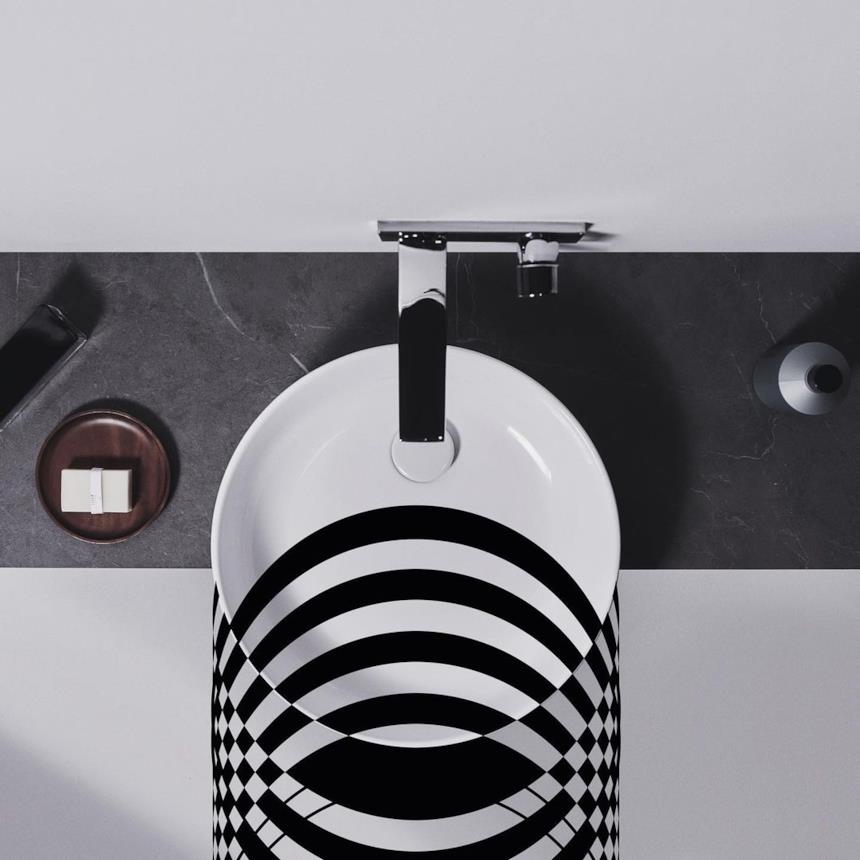 Ideal Standard lavabo bianco e nero effetto optical