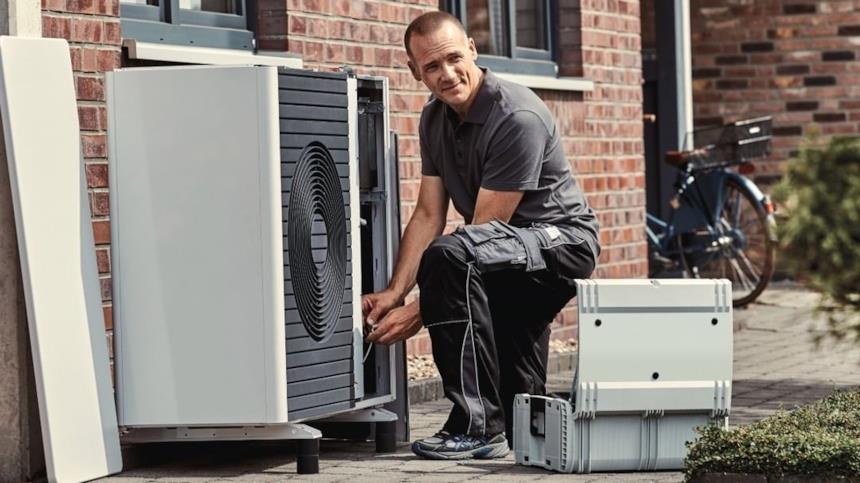 climatizzatore sistemato da installatore