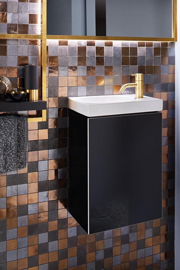 Mobile sottolavabo in bagno piccolo Acanto di Geberit