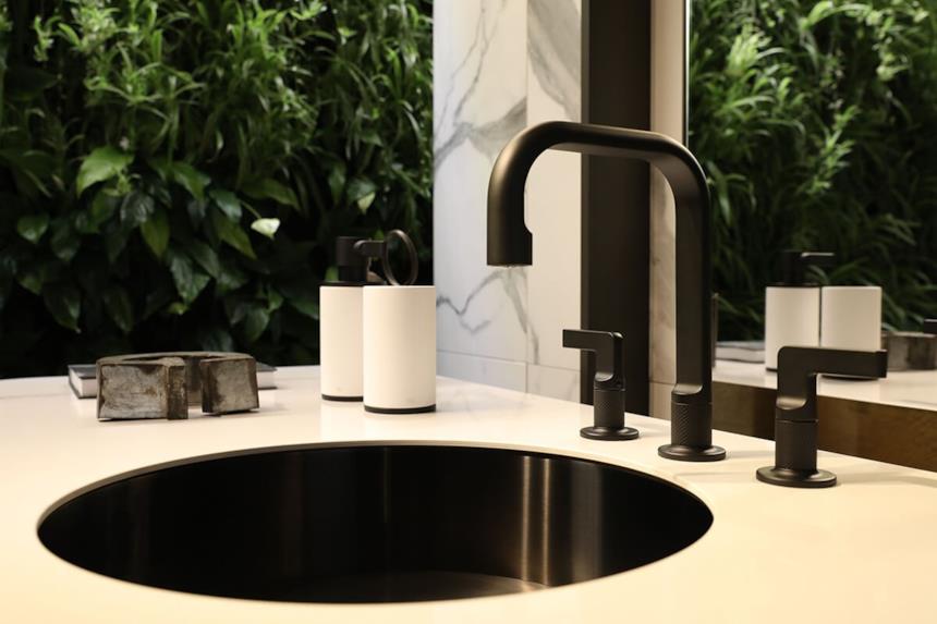 Rubinetto con due manopole a leva Inciso+ di Gessi 