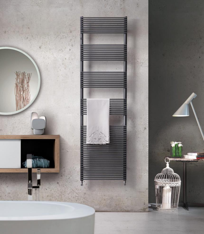 Scaldasalviette Deltacalor grigio in bagno