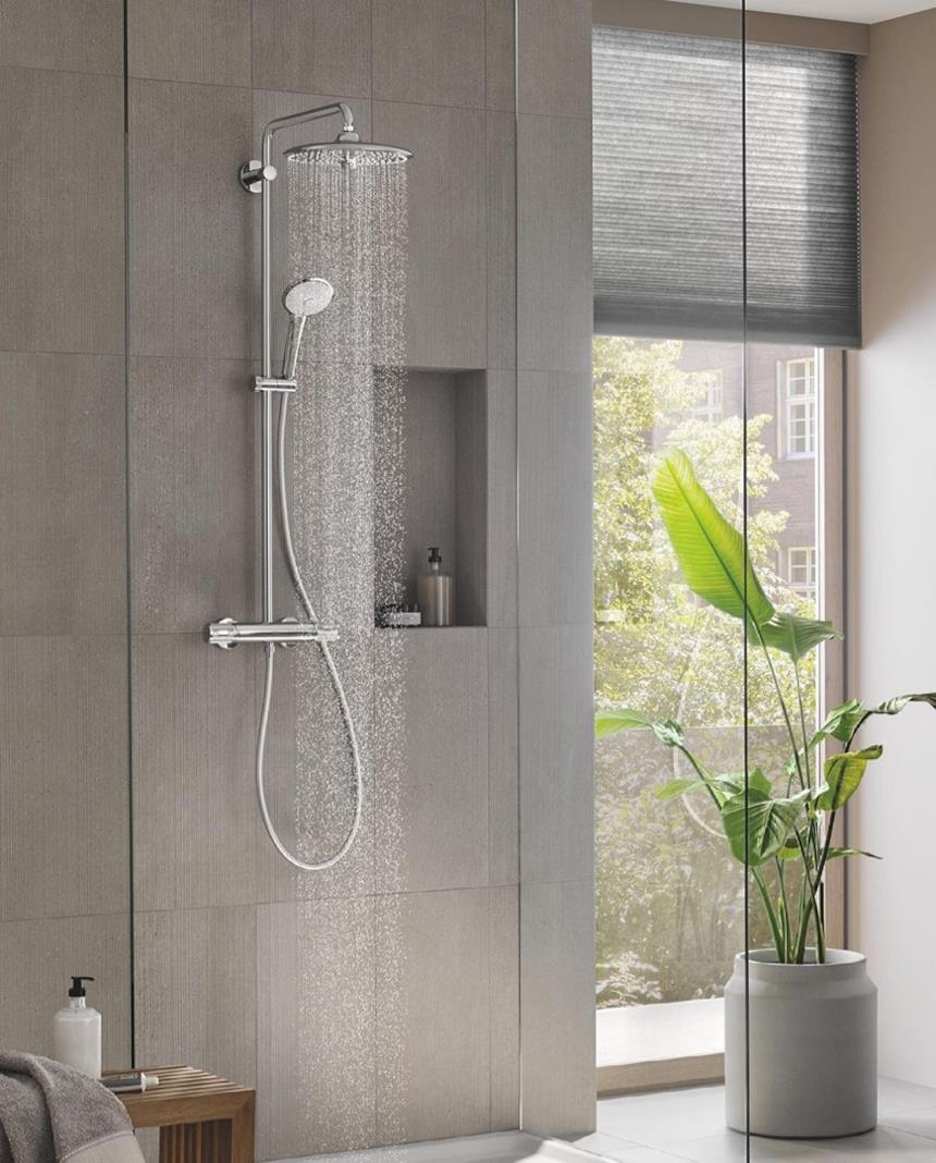 Doccia con soffione anticalcare Hansgrohe 
