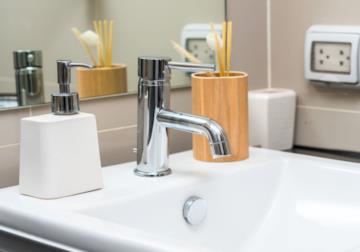 Quando cambiare il rubinetto del bagno? 5 segnali che te lo indicano