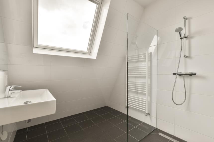 Doccia a pavimento senza piatto walk-in 