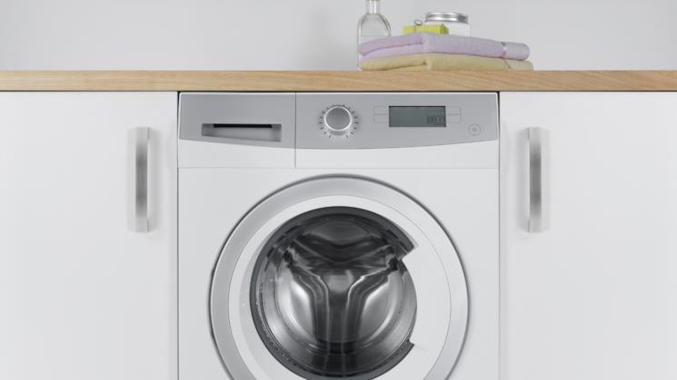 10 soluzioni per nascondere la lavatrice in bagno