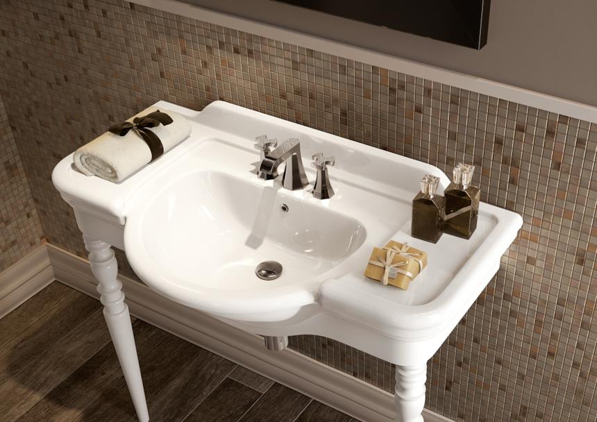 Rubinetto Flaminia  Evergreen su lavabo bianco vintage