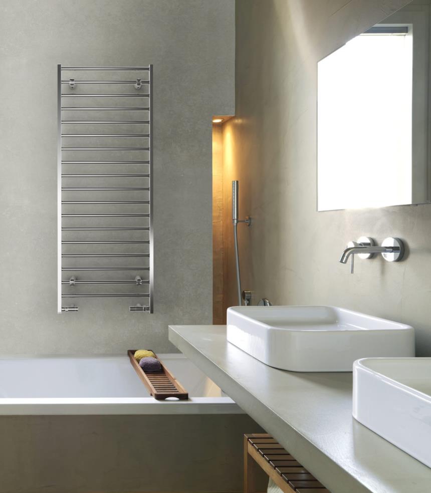 Deltacalor scaldasalviette idraulico sopra la vasca