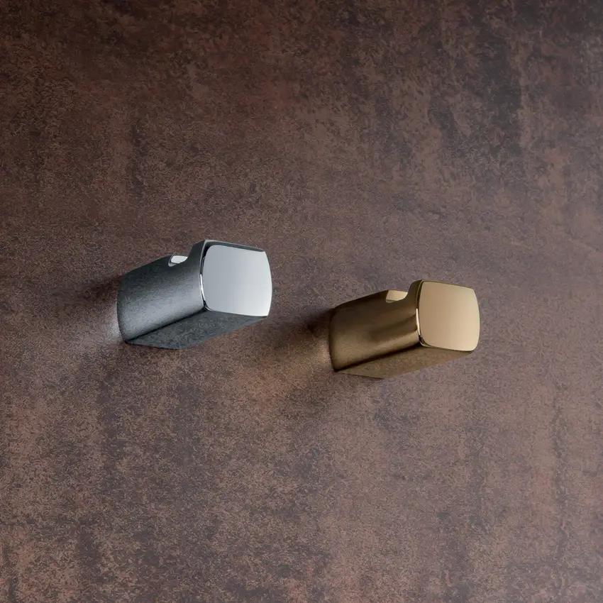 Appendiabiti con finitura cromo