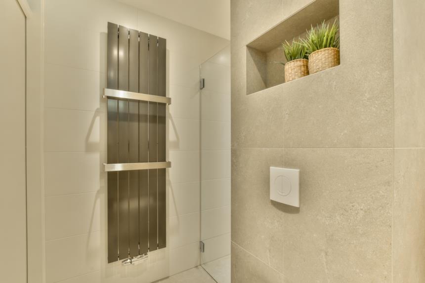 Nicchia decorativa realizzata nella doccia 