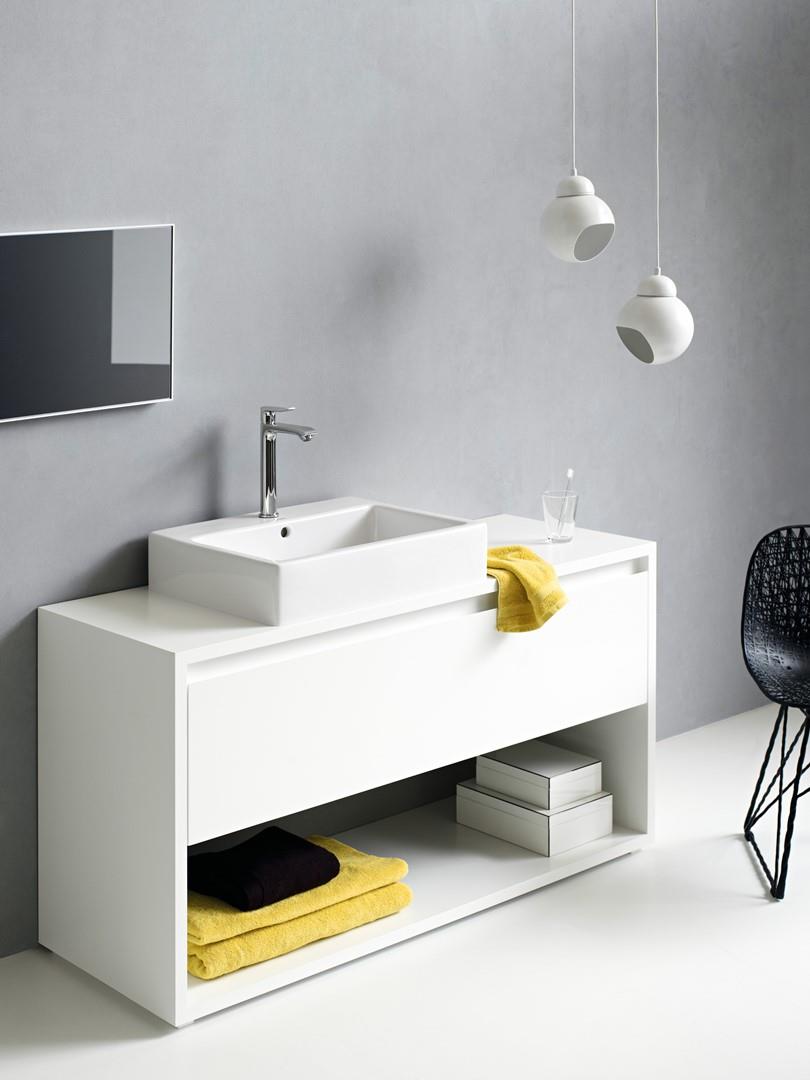 Set bagno moderno con rubinetto cromato Metris di Hansgrohe 
