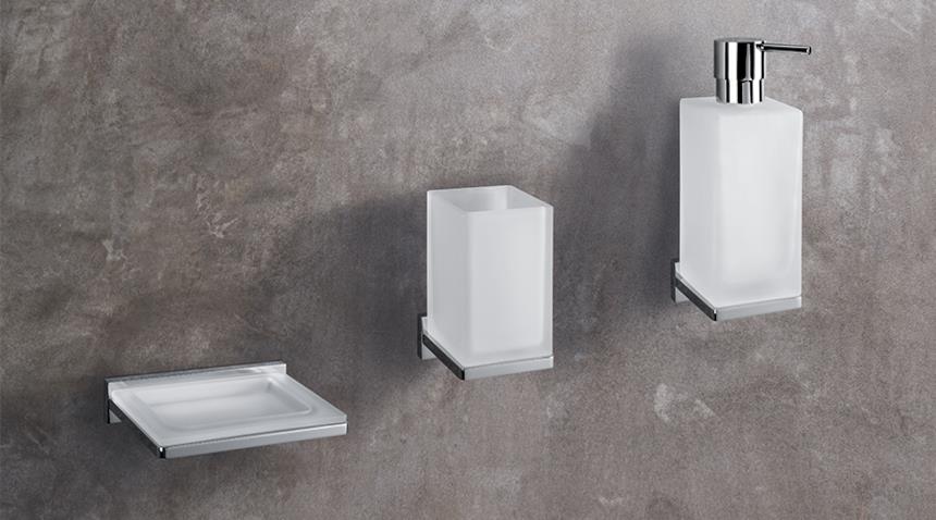Set accessori bagno linea Look di Colombo Design