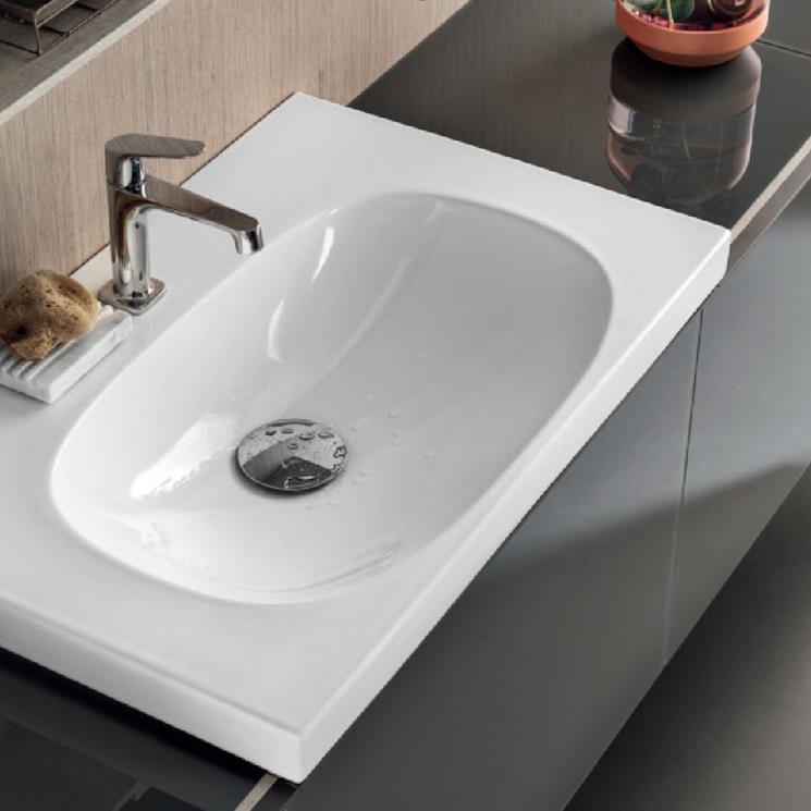 Lavabo con due fori