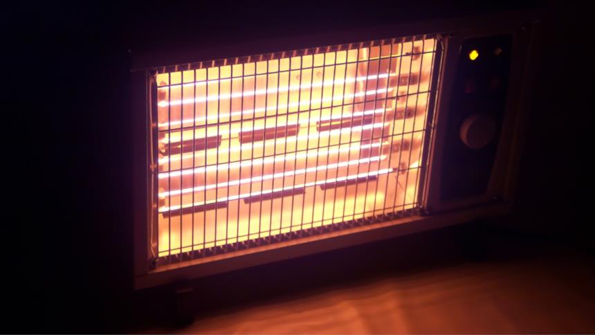 Stufa elettrica accesa