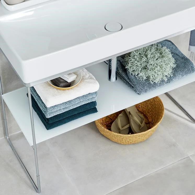 Sostegno metallico a pavimento