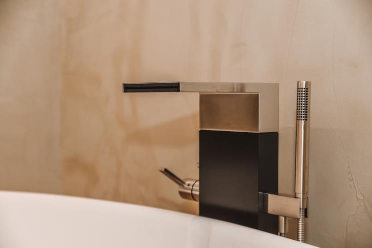 Rubinetto a cascata rettangolare 