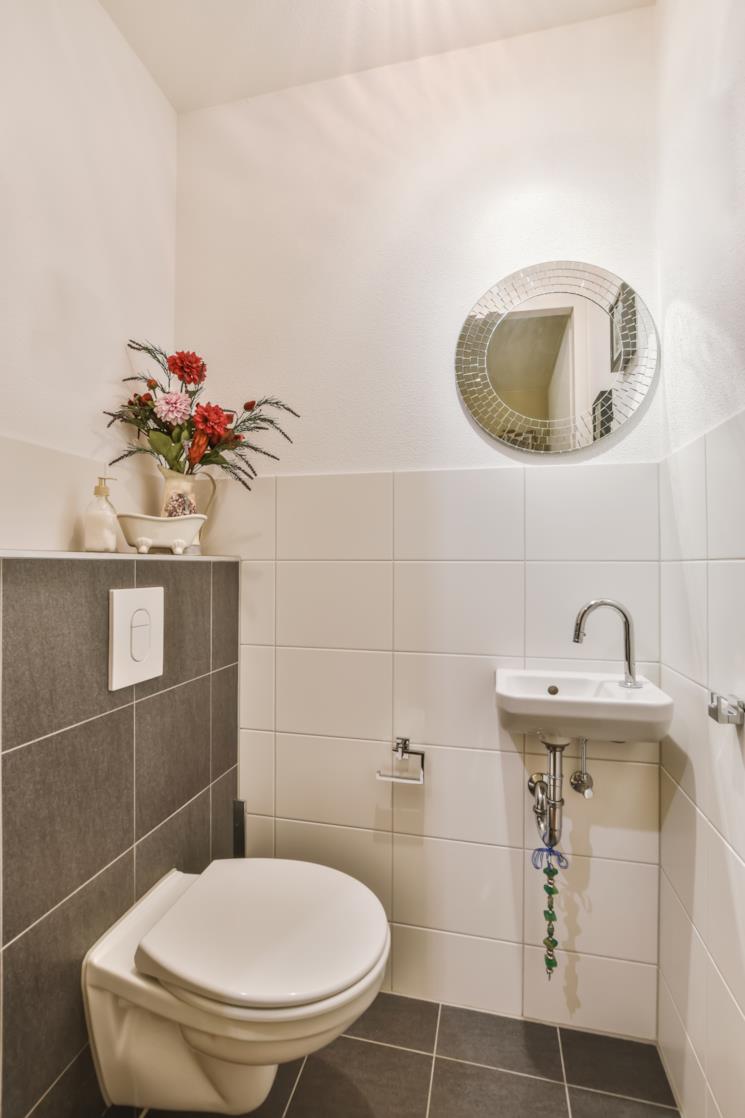 WC con scarico incassato