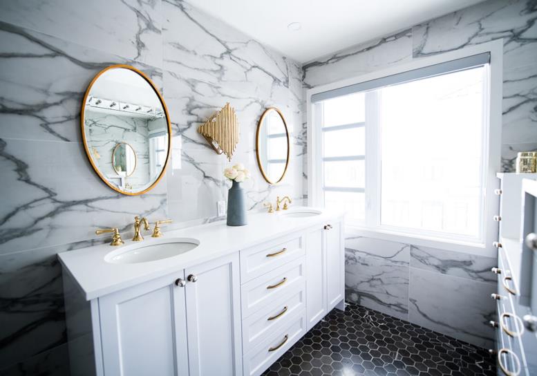 Come arredare un bagno classico: ispirazioni, tendenze ed errori da evitare
