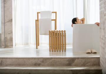 Piantana bagno: accessorio indispensabile