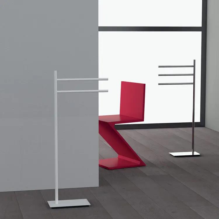 Piantana con due portasalvietta