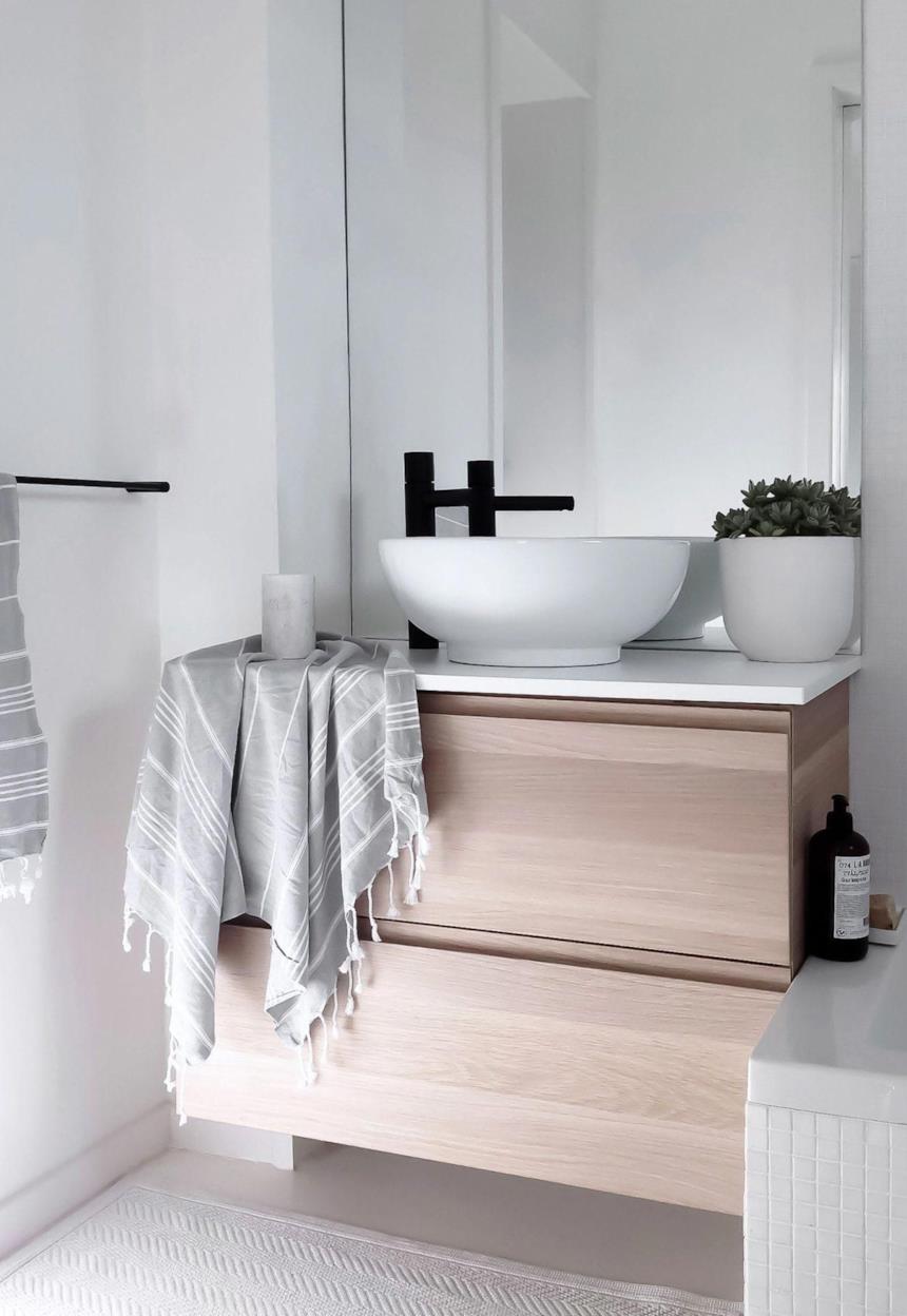 Bagno nordico minimalista