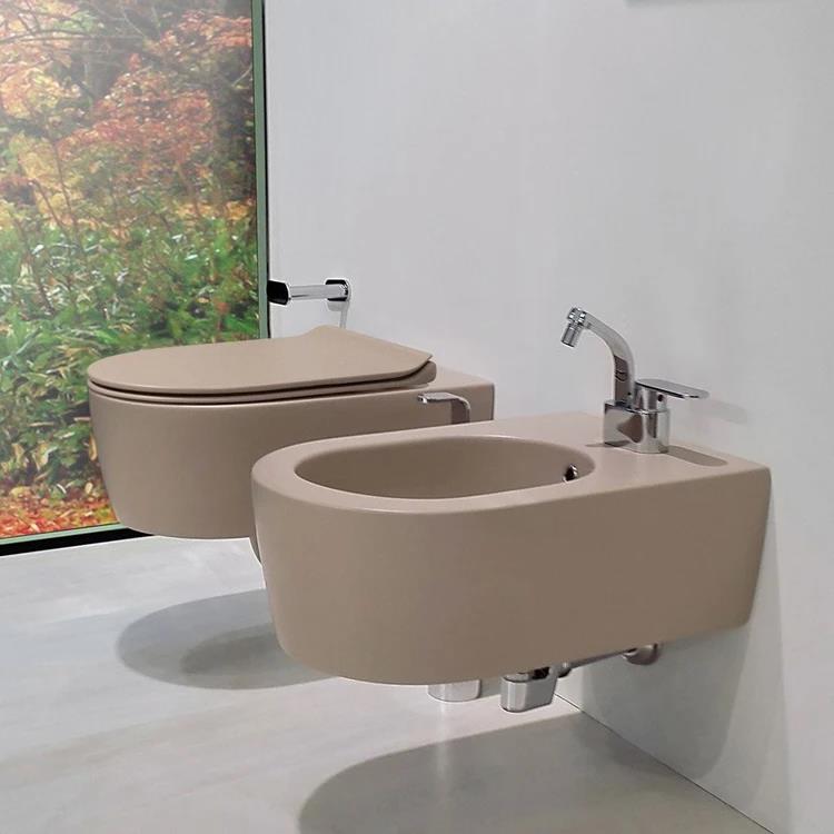 Set sanitari sospesi chiari 