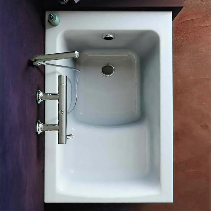 Vasca piccola con seduta in ceramica