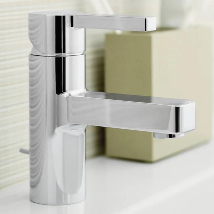 Set rubinetteria con miscelatore lavabo con scarico