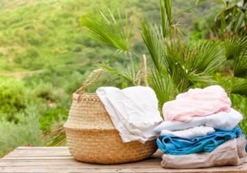 Cesto portabiancheria: l’elemento d’arredo per un bagno in ordine